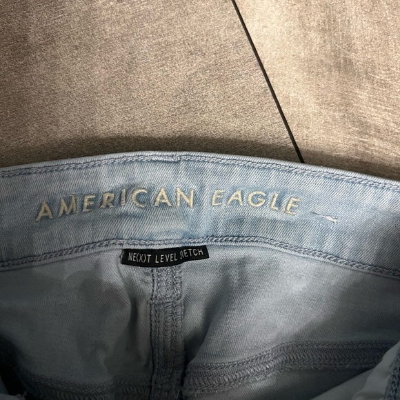 AMERICAN EAGLE LIGHT WASH STRECHY BAGGY JEANS SIZE S (BAGGY) #jeans #AE - Picture 2 of 3